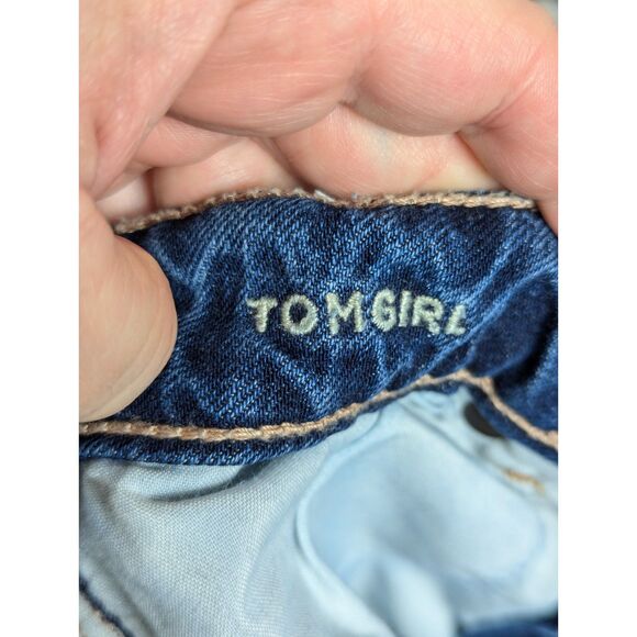 AMERICAN EAGLE Tom Girl Distressed Denim Short Dark Wash Hippie Beach Size 0 - Picture 7 of 8